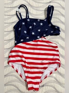 Cat & Jack Girl's Swimsuit Stars & Stripes Red White & Blue One Piece - XS (4/5)